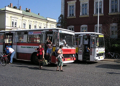 Turistické autobusy Český ráj 2006 zahajují svůj provoz v sobotu 29.dubna.