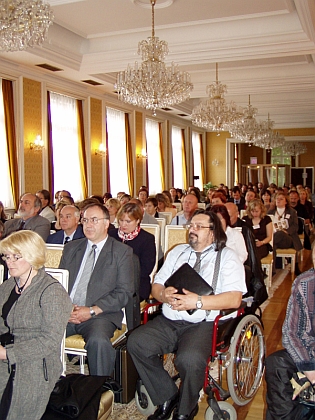 MĚSTO BEZ BARIÉR - 2. ročník mezinárodní konference 23.  -  24. května 2006