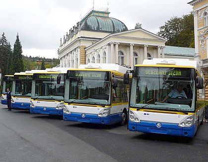 ŠKODA ELECTRIC předala pět trolejbusů městu Mariánské Lázně.