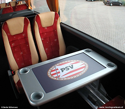 Nový autobus VDL BOVA Magiq pro PSV Eindhoven. (CZ + EN).