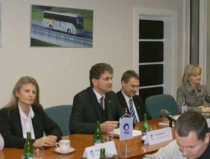 Z první tiskové konference společnosti Iveco Czech Republic Vysoké Mýto.