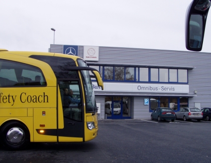 Prodej autobusů DaimlerChrysler 2006 opět na vysoké úrovni předešlého roku.