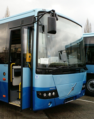 Pět nových autobusů VOLVO 8700LE pro TOURBUS.