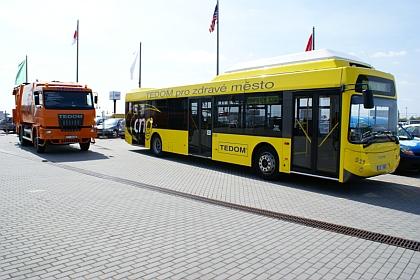 Záběry z výstavy Auto Praha, která spolu s dalšími výstavami začala 20.4.