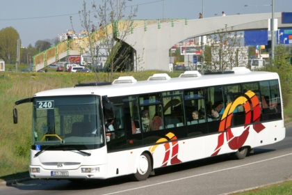 Nízkopodlažní autobusy SOR NB12  a NB 18 na návštěvě Prahy.