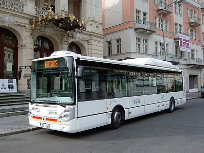 Nízkopodlažní autobusy Irisbus Citelis šetří v Karlových Varech rozpočet města