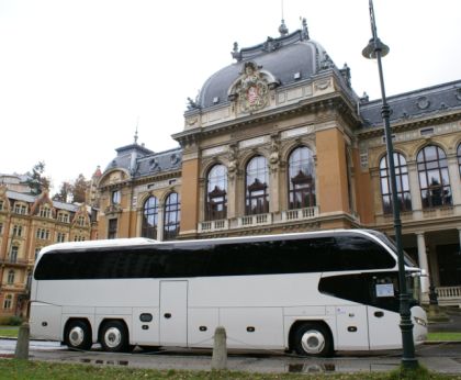 Připravujeme: Neoplan Cityliner se představil v Karlových Varech.