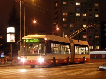 První den provozu trolejbusů ŠKODA 25TrBT Irisbus v Brně.