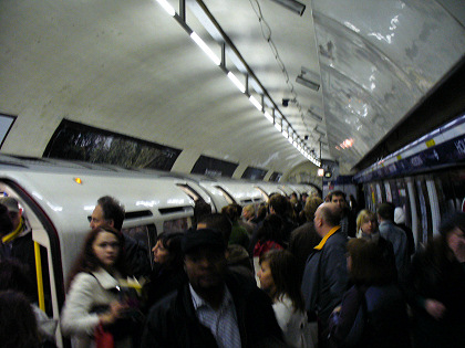 BUSportál SK: Londýnske metro /London Underground/