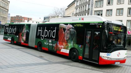 18m kloubový hybridní Solaris pro  BOGESTRA v Bochumi.