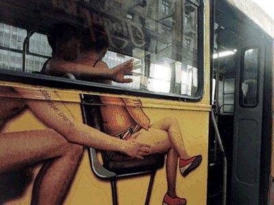 Přišlo e-mailem: Zajímavé a inspirativní polepy autobusů z celého světa.