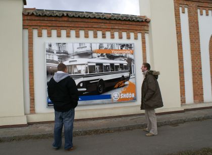 BUSportál se byl podívat na škodovácké  billboardové leporelo v Plzni