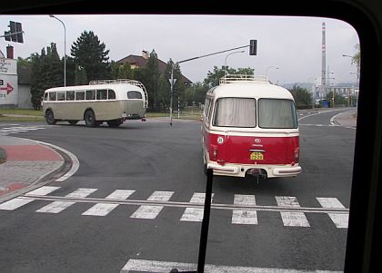 BUSmonitor: Parní lokomotivu Matěj doprovodí historický autobus.