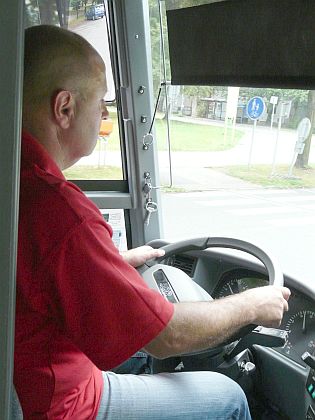 Na Karlově náměstí v Kolíně proběhla prezentace nového autobusu SOR BN 12