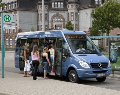 Minibusy Mercedes-Benz na  veletrhu užitkových vozidel IAA 2008.