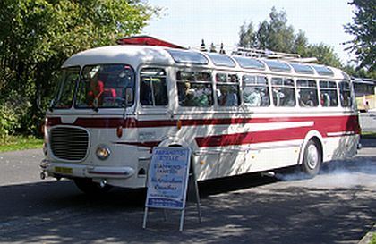 Slavnostního otevření autobusového nádraží Zentraler Omnibusbahnhof (ZOB)