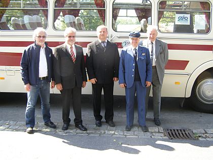 Slavnostního otevření autobusového nádraží Zentraler Omnibusbahnhof (ZOB)