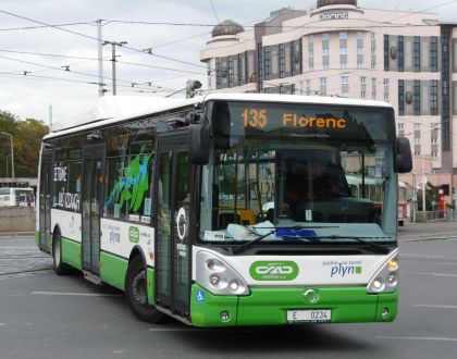 Havířovský Citelis na CNG na lince 135 Florenc-Želivského