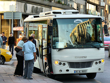 BUSportál SK: Autobusová doprava v tureckom Izmire a Efeze