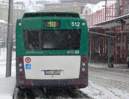 Galerie autobusů: Nový liberecký TEDOM C 12 G v zimním provozu.