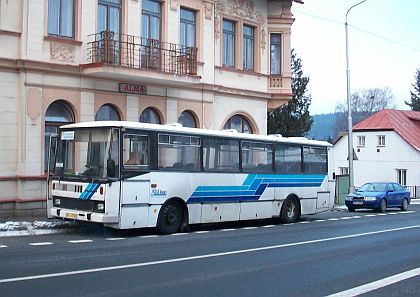 Na Šumavě autobusem. Lyžařská fotoreportáž Martina Jandy