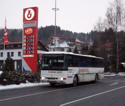 Na Šumavě autobusem. Lyžařská fotoreportáž Martina Jandy