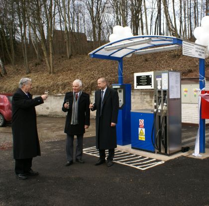 10.3. byla oficielně uvedena do provozu 19. plnicí stanice na CNG v Semilech.