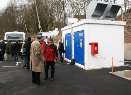 10.3. byla oficielně uvedena do provozu 19. plnicí stanice na CNG v Semilech.