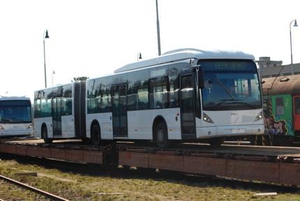 BUSportál SK: V sobotu 14. marca dorazila do Nitry neobyčajná zásielka