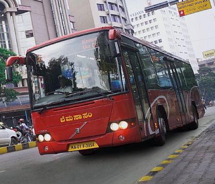 Objednávka na 260 autobusů Volvo do Indie.