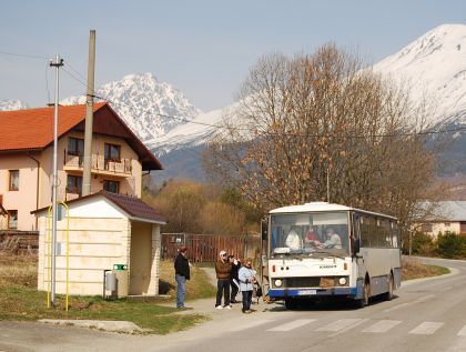 Velikonoce jako malované: Dopravní pohlednice ze Slovenska od Miroslava Klase.