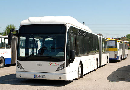 BUSportál SK: Zatiaľ osem autobusov Van Hool od utorka premáva v nitrianskej MHD