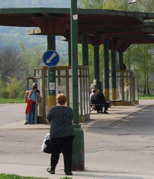 Velikonoce jako malované: Dopravní pohlednice ze Slovenska -Trenčianská Teplá.