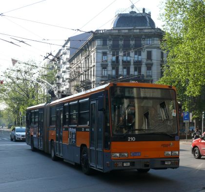 Více  objednávek na trolejbusy  Van Hool -  Vossloh Kiepe do Itálie.