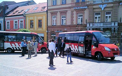 BUSportál SK: Mestské midibusy First FCLLI slovenského výrobcu ROŠERO-P