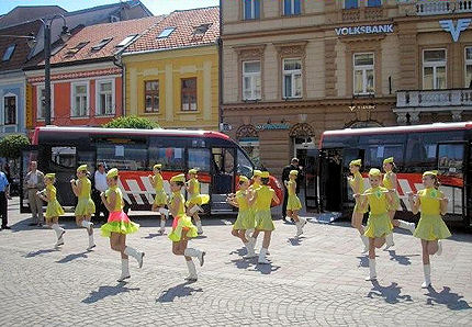 BUSportál SK: Mestské midibusy First FCLLI slovenského výrobcu ROŠERO-P