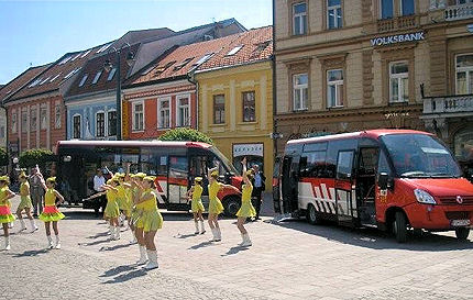 BUSportál SK: Mestské midibusy First FCLLI slovenského výrobcu ROŠERO-P