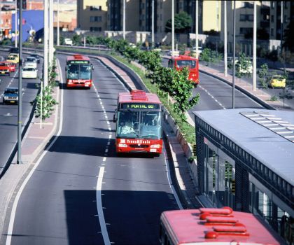 10 nejdelších autobusů světa Volvo 27.2 m pro systém  Transmilenio v Bogotě