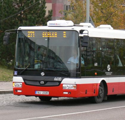 Objektivem čtenáře BUSportálu: Kloubový autobus SOR NB 18 v ulicích Prahy