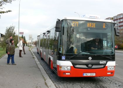 Objektivem čtenáře BUSportálu: Kloubový autobus SOR NB 18 v ulicích Prahy