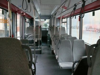 Záběry hamburského autobusu Mercedes-Benz Citaro na vodíkové palivové články