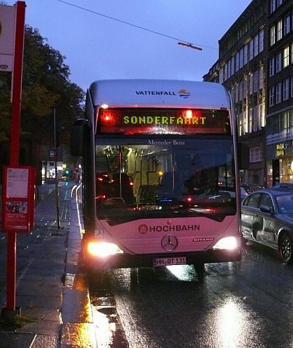 Záběry hamburského autobusu Mercedes-Benz Citaro na vodíkové palivové články