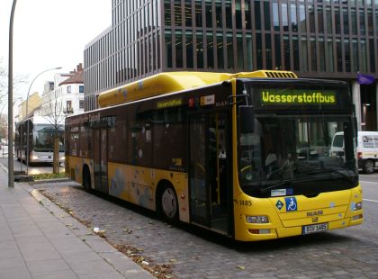 MAN ICE bus z flotily BVG Berlin - vodík ve spalovacím motoru