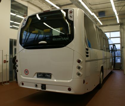 Dva autobusy Neoplan Trendliner Ü převzal dnes v servisním centru MAN 