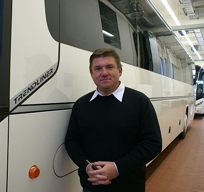 Dva autobusy Neoplan Trendliner Ü převzal dnes v servisním centru MAN 