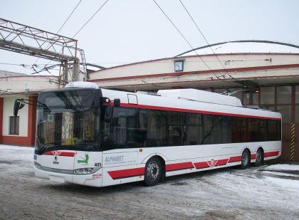 Co k Vánocům? Trolejbus! Pardubický dopravní podnik nadělil svým cestujícím 