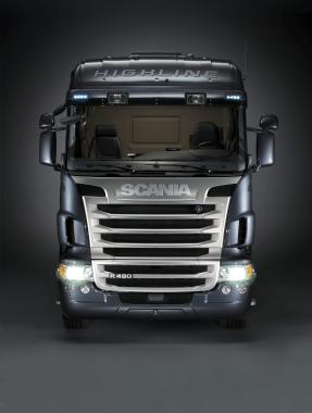 Ze světa nákladních vozů:  Scania převzala ocenění Truck of the Year 2010