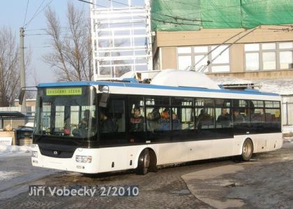 Prototyp plně nízkopodlažního  trolejbusu SOR TNB 12 ev. č. 9997 v Ostravě