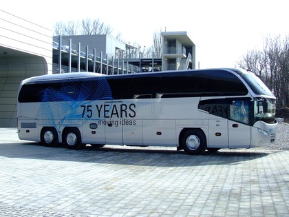 Připravujeme: Z oslav 75 let značky Neoplan 