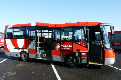 3 x Veolia Transport: Malý SOR, dlouhý Solaris a standardní Crossway